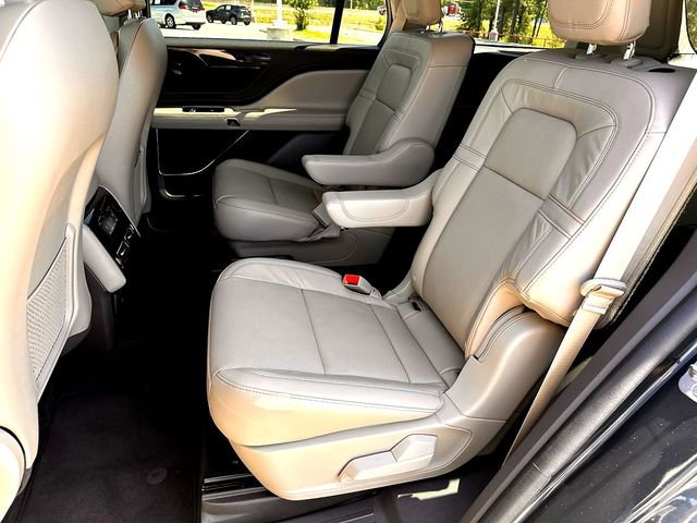 Used 2023 Lincoln Aviator Reserve w/ Elements Package Plus RWD image 19