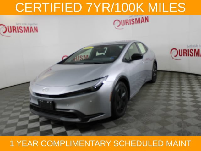 Used 2025 Toyota Prius LE FWD video 1