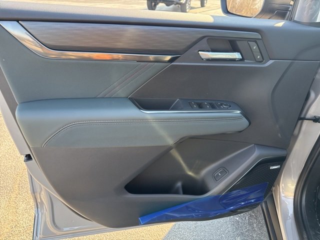 New 2026 GMC Acadia AT4 w/ Super Cruise Package image 13