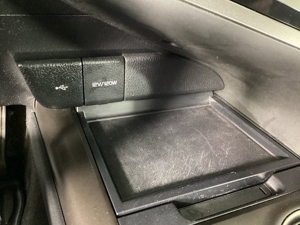 Used 2021 Toyota Camry SE w/ Cold Weather Package image 26