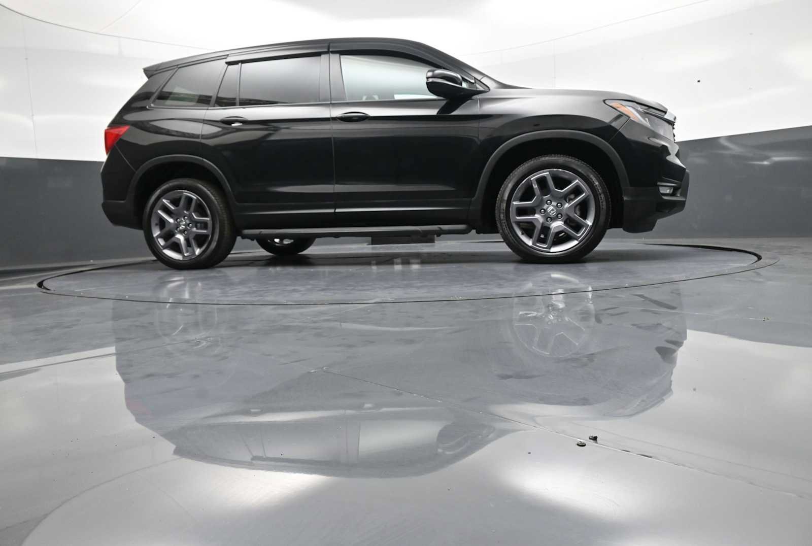 Certified 2023 Honda Passport EX-L image 30