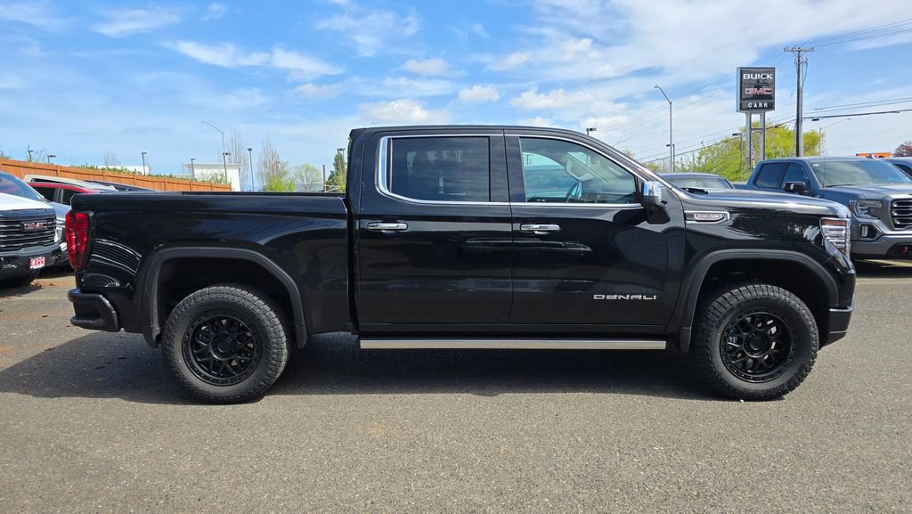 Used 2025 GMC Sierra 1500 Denali w/ Denali Reserve Package AWD/4WD image 2