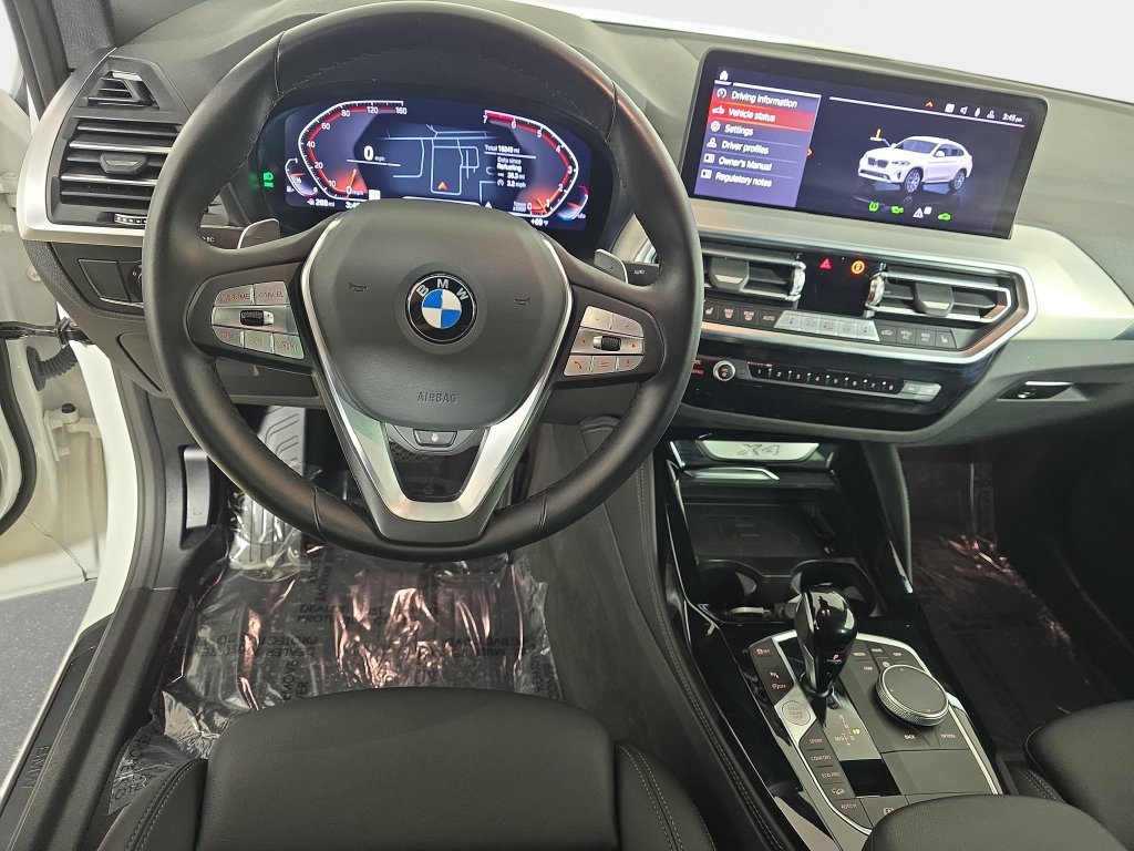 Certified 2025 BMW X4 xDrive30i w/ Premium Package AWD/4WD image 16