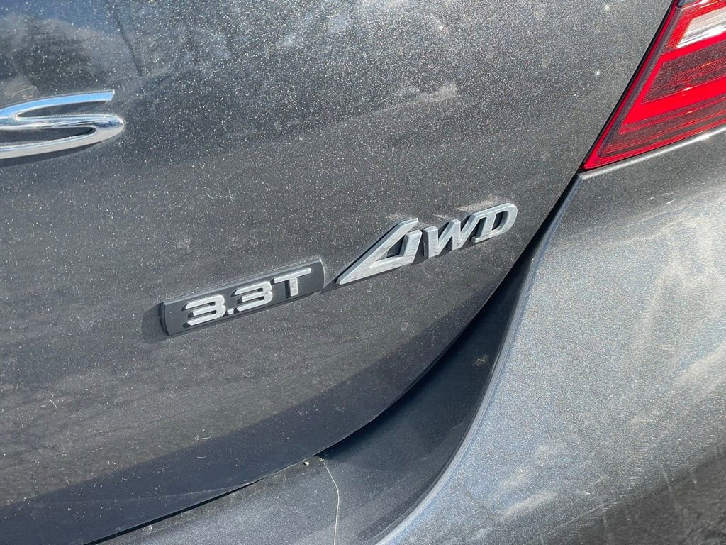 Used 2023 Genesis G70 3.3T w/ Sport Prestige Package image 28