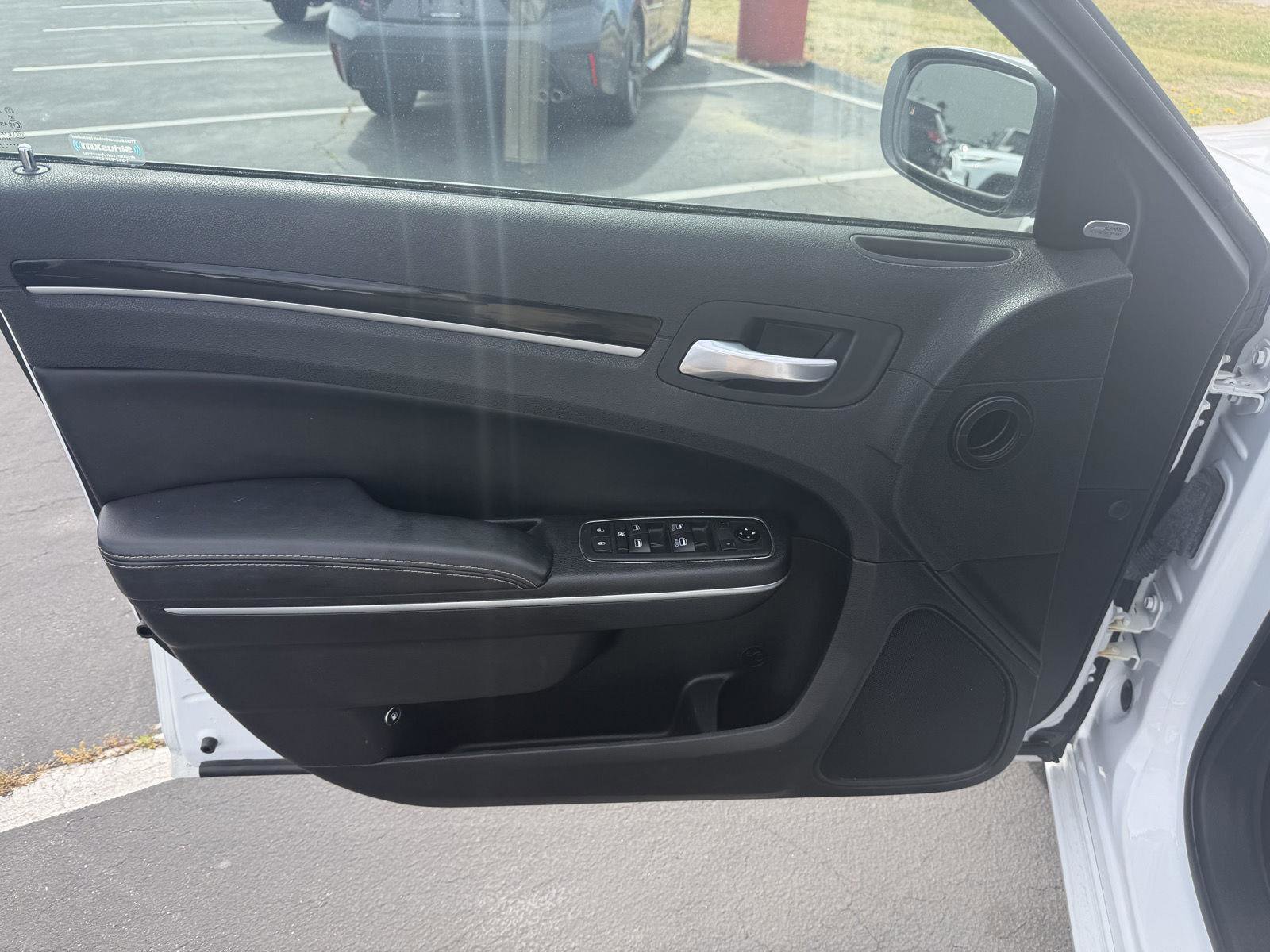 Used 2021 Chrysler 300 S RWD image 10