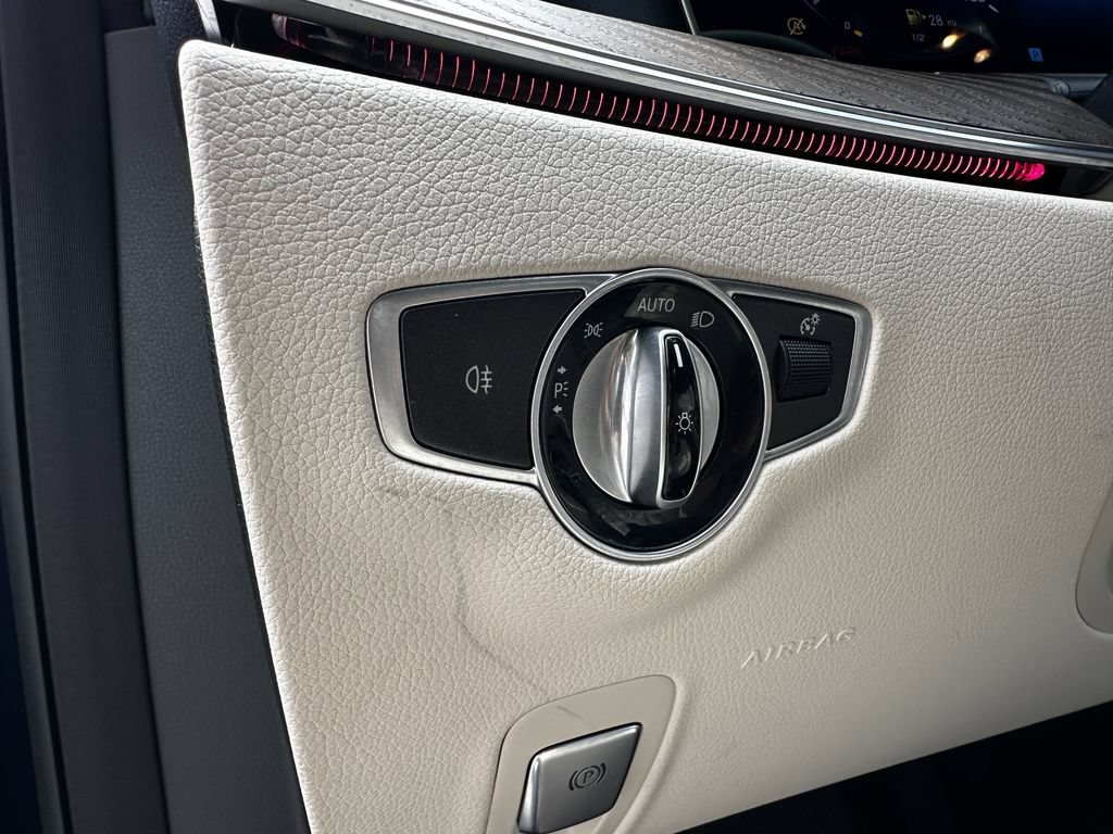 Certified 2022 Mercedes-Benz E 350 4MATIC Sedan image 34