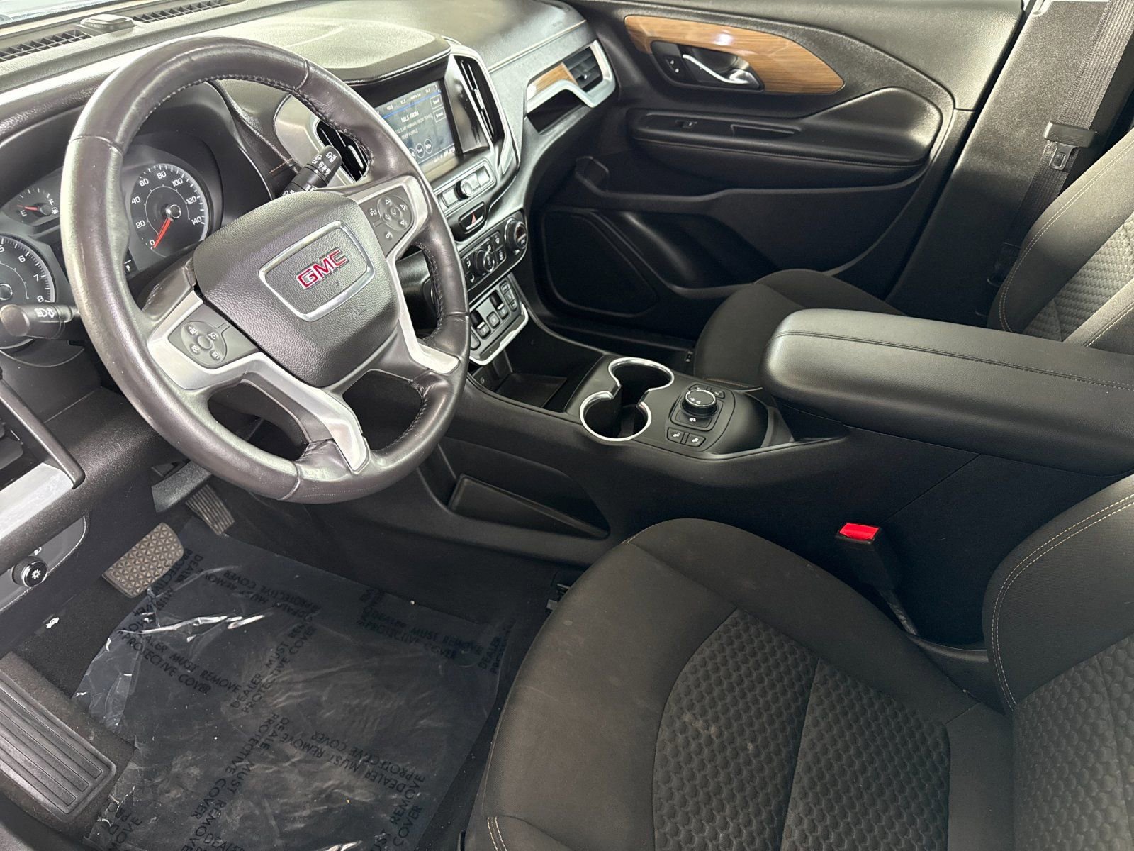 Used 2018 GMC Terrain SLE w/ Driver Convenience Package image 9