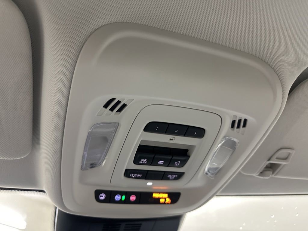 New 2026 Buick Envision Avenir image 42