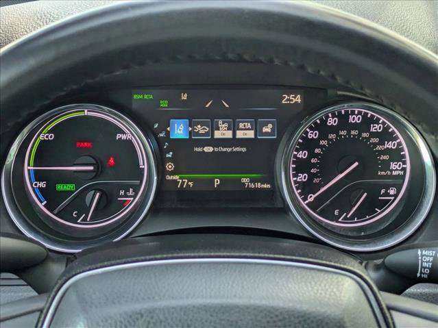 Used 2020 Toyota Camry XLE image 11