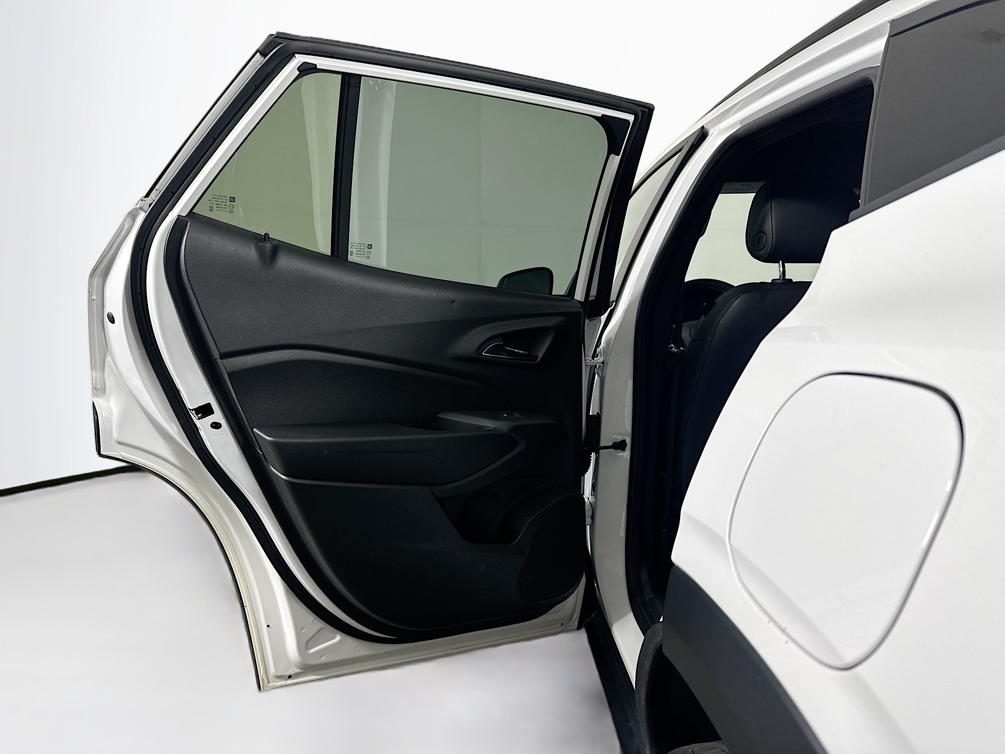 Used 2024 Chevrolet Trax RS FWD image 25