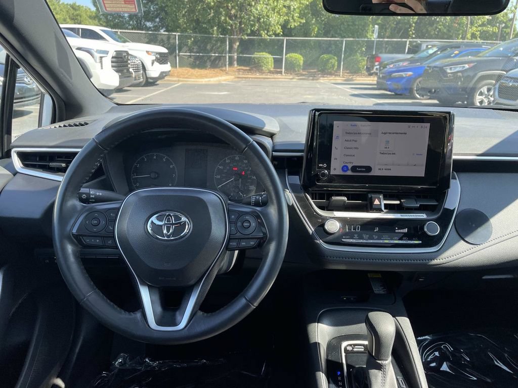 Used 2024 Toyota Corolla SE w/ SE Premium Package FWD image 18