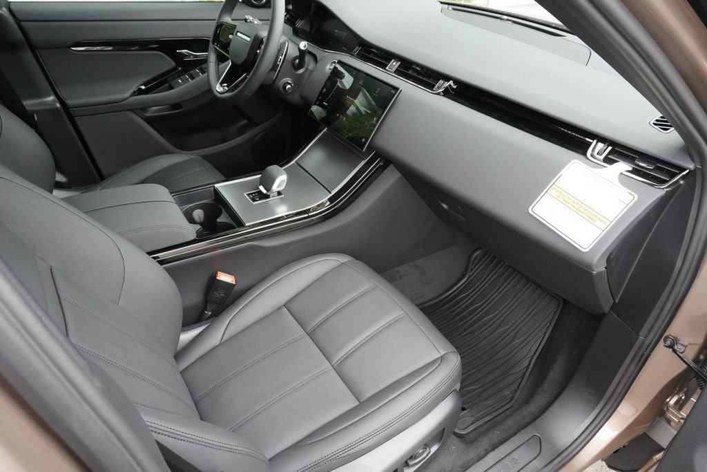 New 2026 Land Rover Range Rover Evoque S AWD/4WD image 22