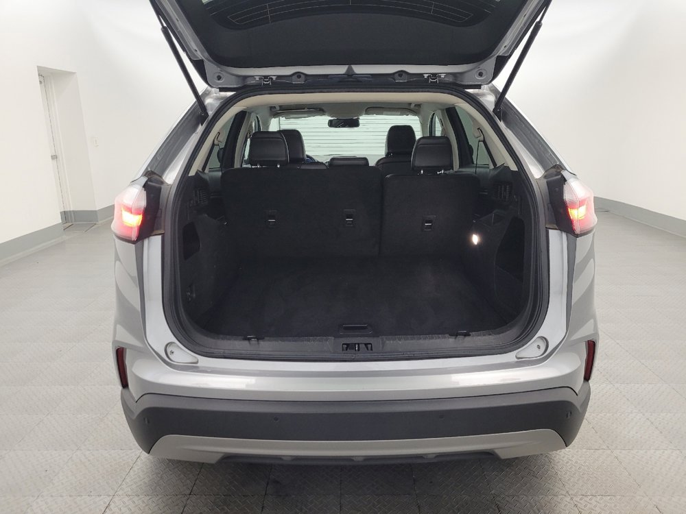 Used 2023 Ford Edge SEL image 29