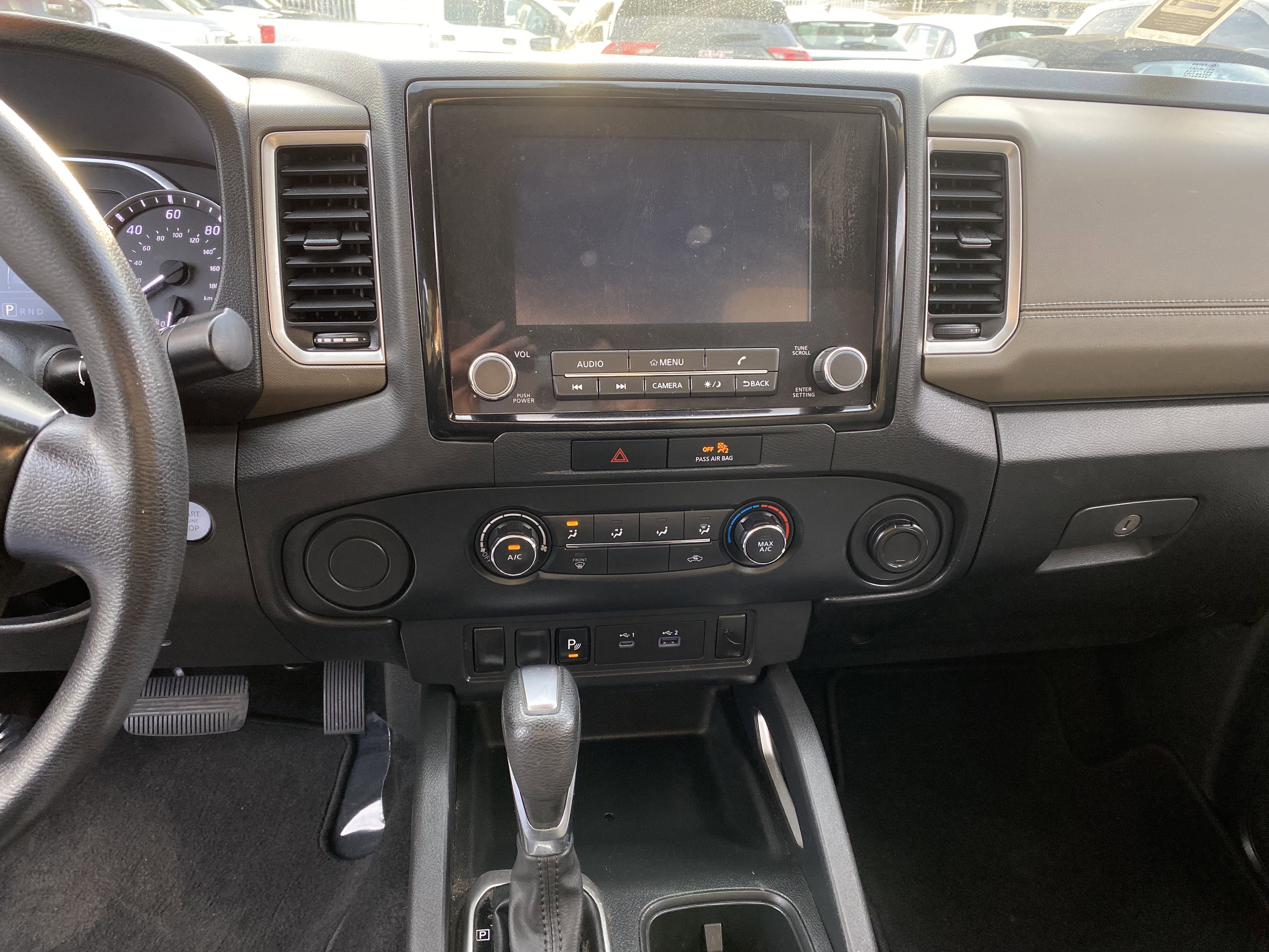 Used 2022 Nissan Frontier SV w/ Technology Package image 13