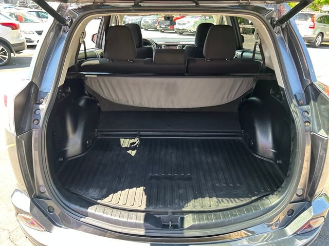 Used 2018 Toyota RAV4 XLE w/ Convenience Package AWD/4WD image 23