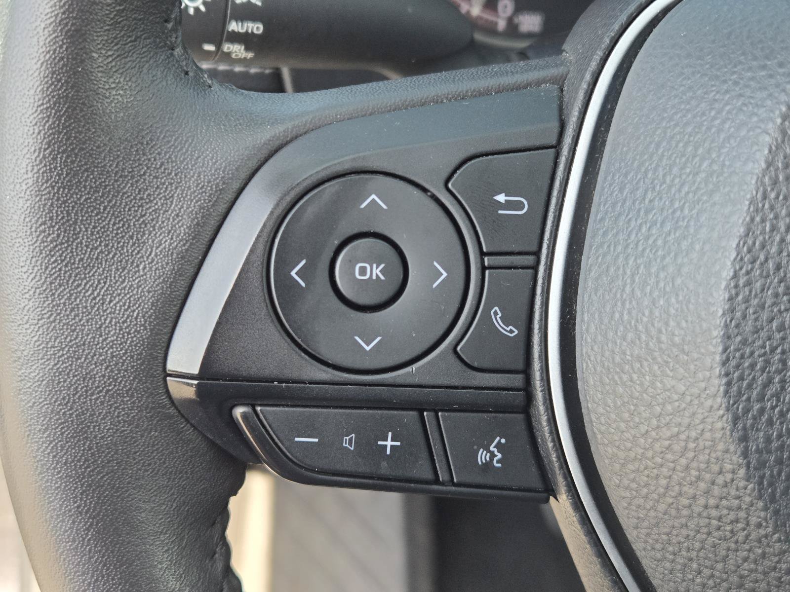 Used 2023 Toyota RAV4 XLE w/ Convenience Package FWD image 16