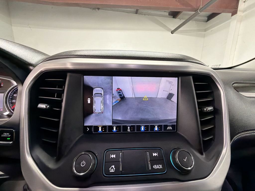 Used 2020 GMC Acadia SLT w/ Premium Package image 15