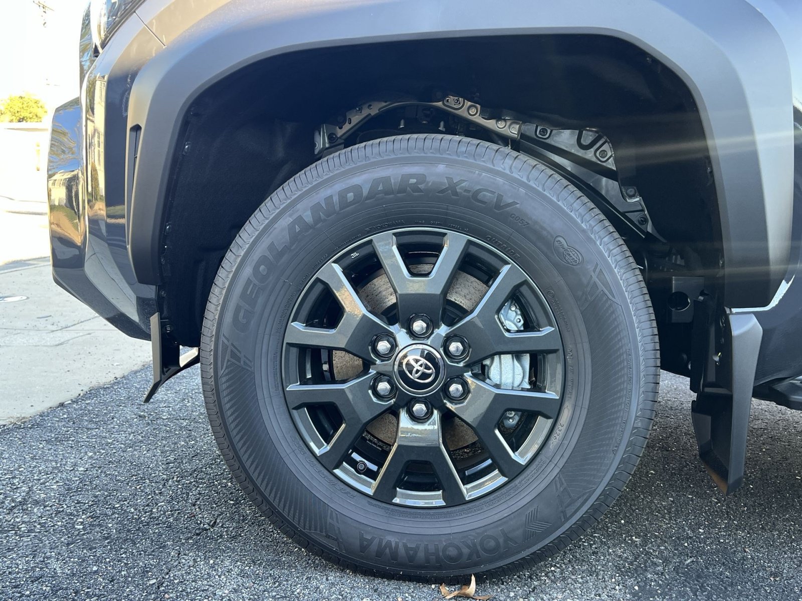 New 2026 Toyota 4Runner SR5 AWD/4WD image 4