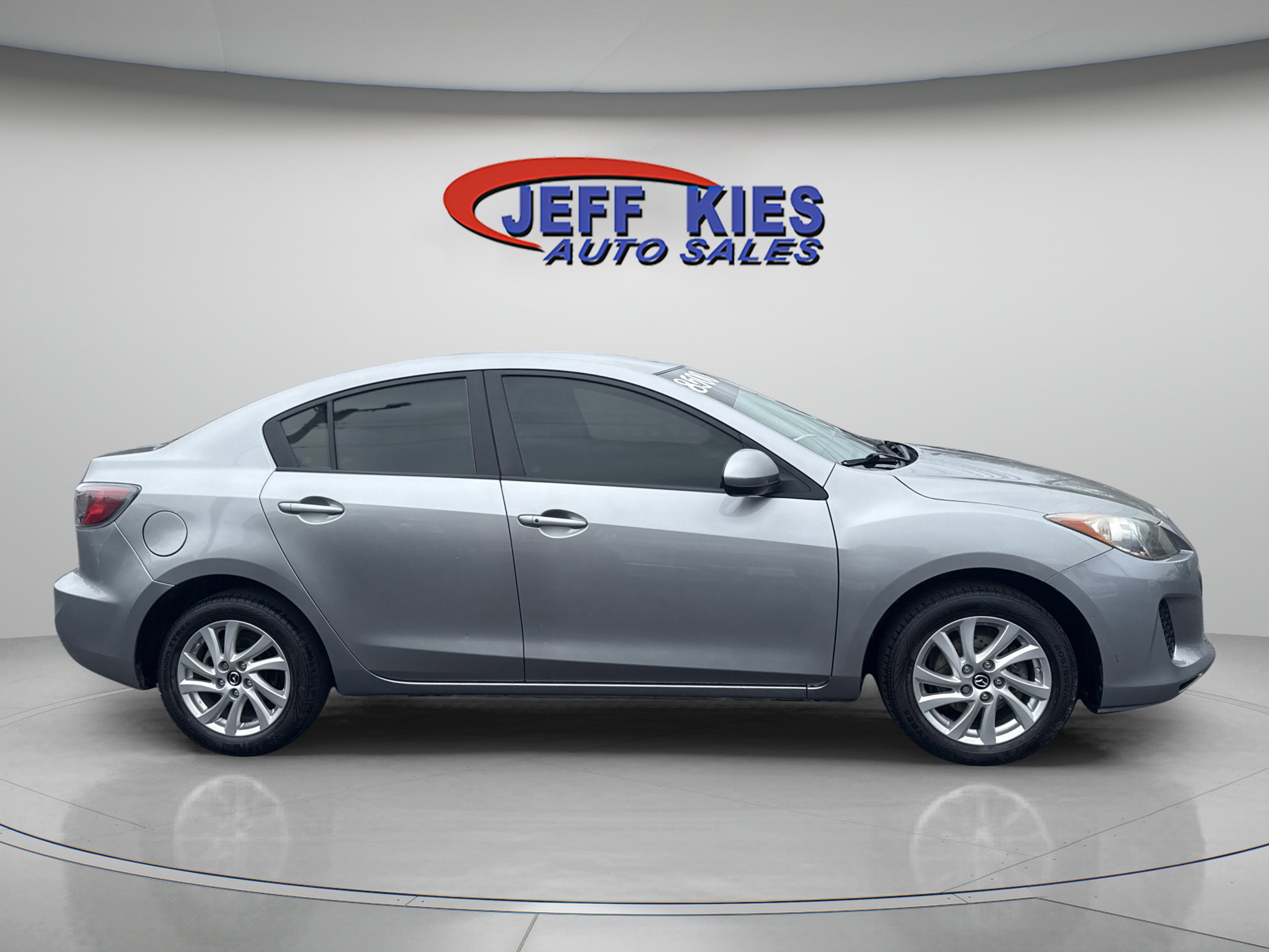 Used 2013 MAZDA MAZDA3 i Touring FWD image 4
