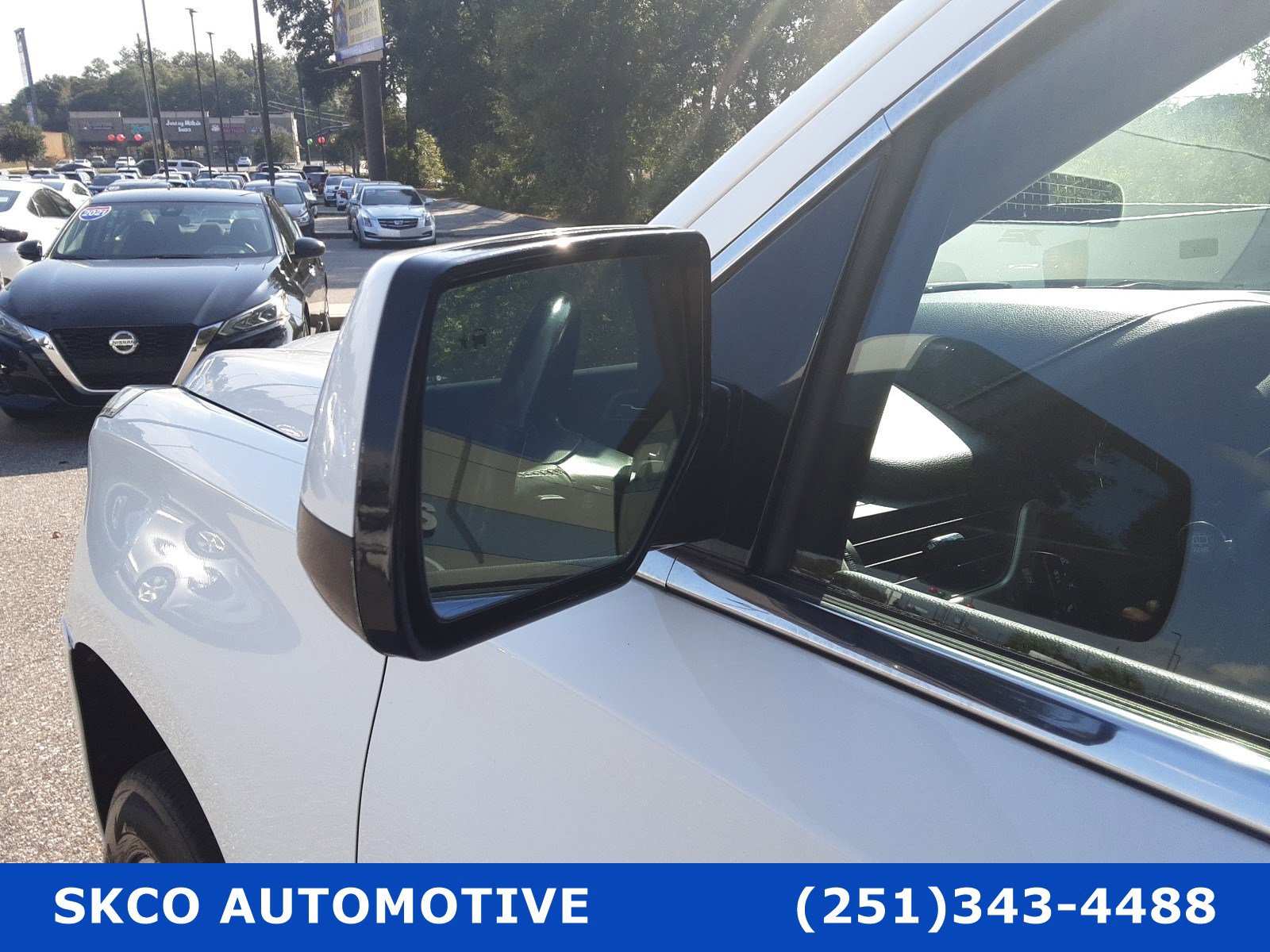 Used 2018 GMC Yukon Denali image 10