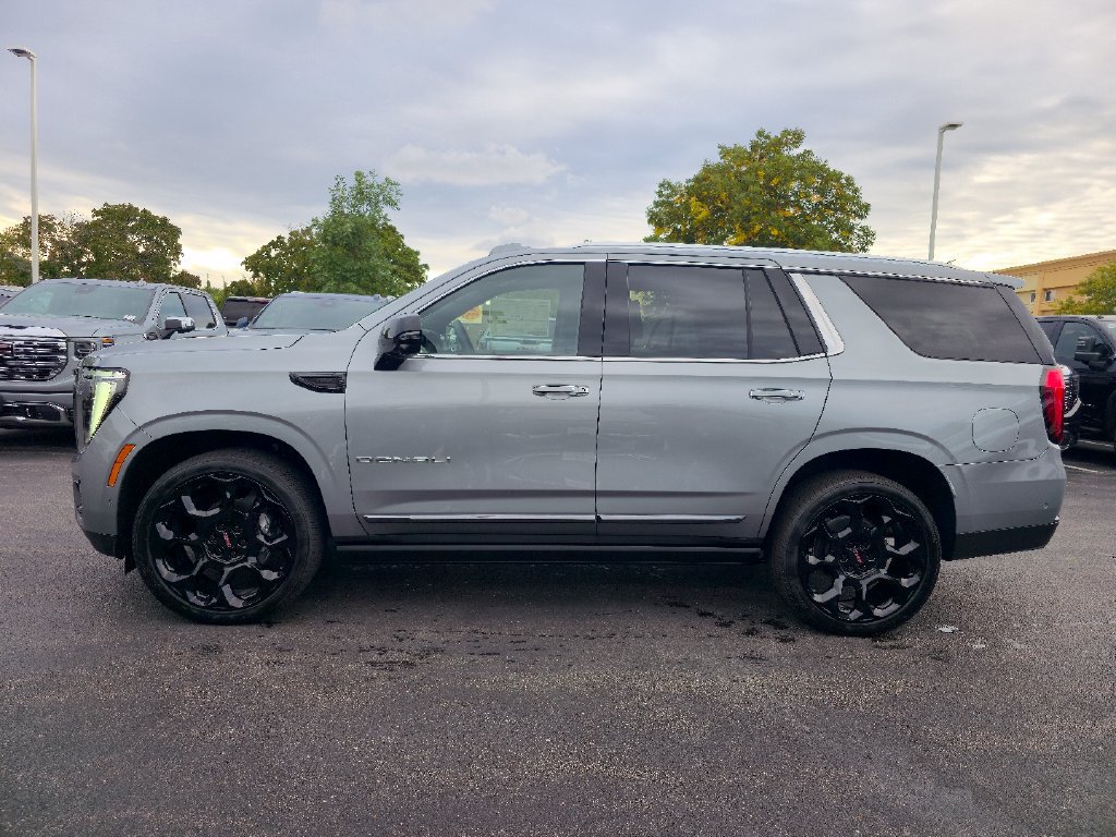 New 2026 GMC Yukon Denali Ultimate AWD/4WD image 6