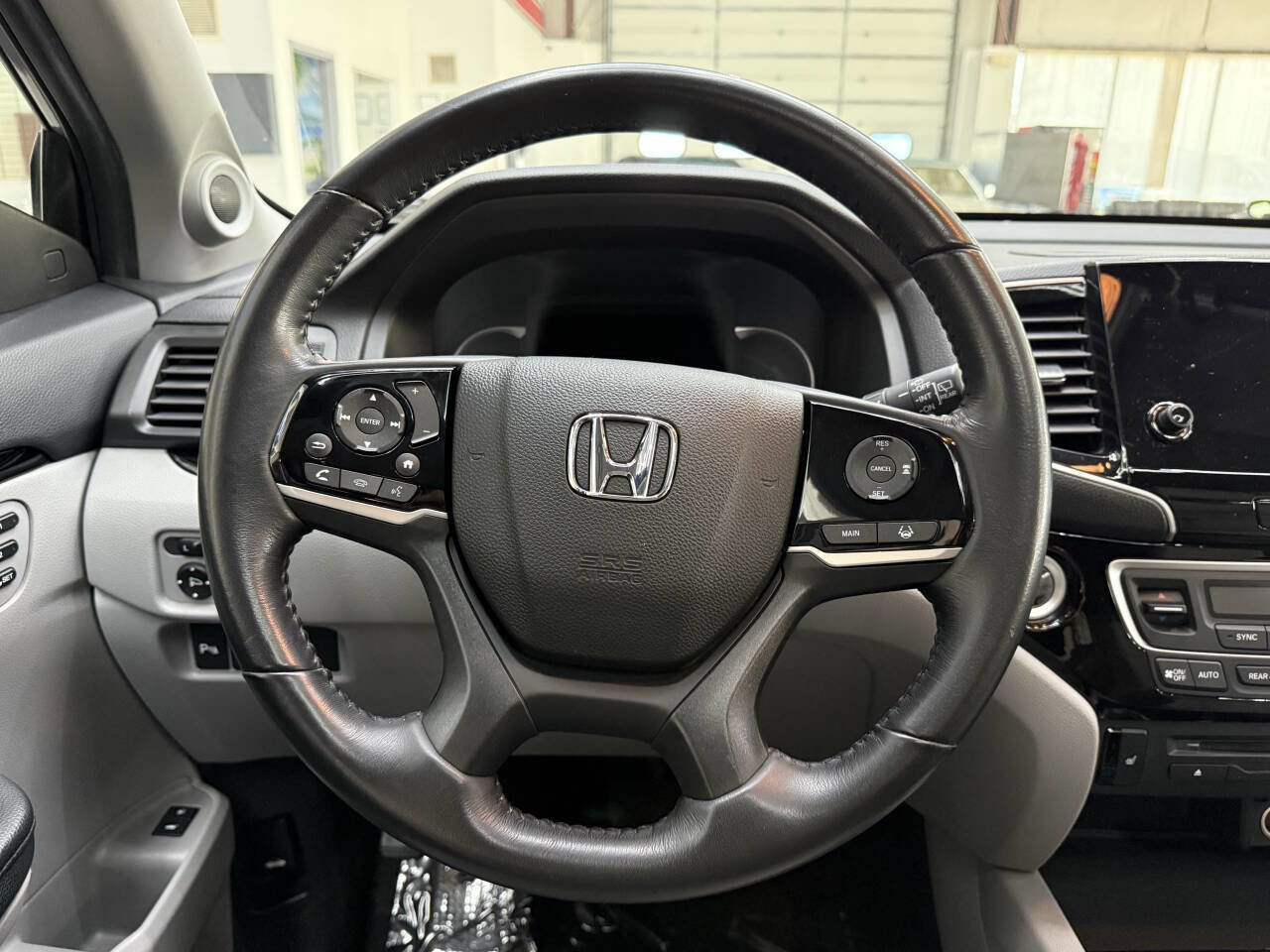 Used 2020 Honda Pilot Touring image 23