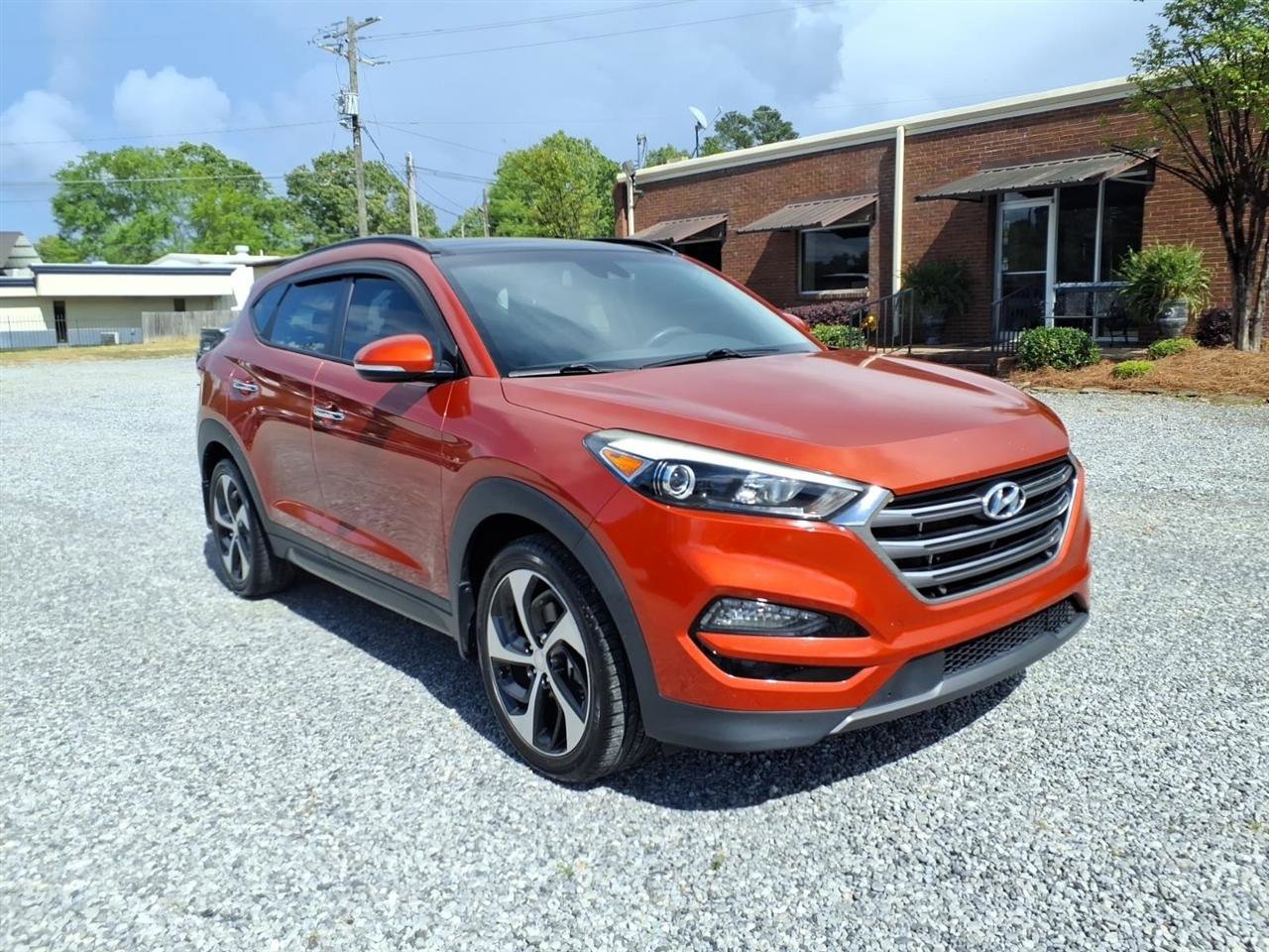 Used 2016 Hyundai Tucson Limited w/ Option Group 03 image 4