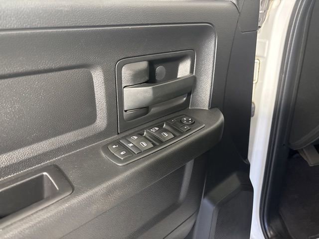 Used 2015 RAM 2500 Tradesman w/ Chrome Appearance Group image 14