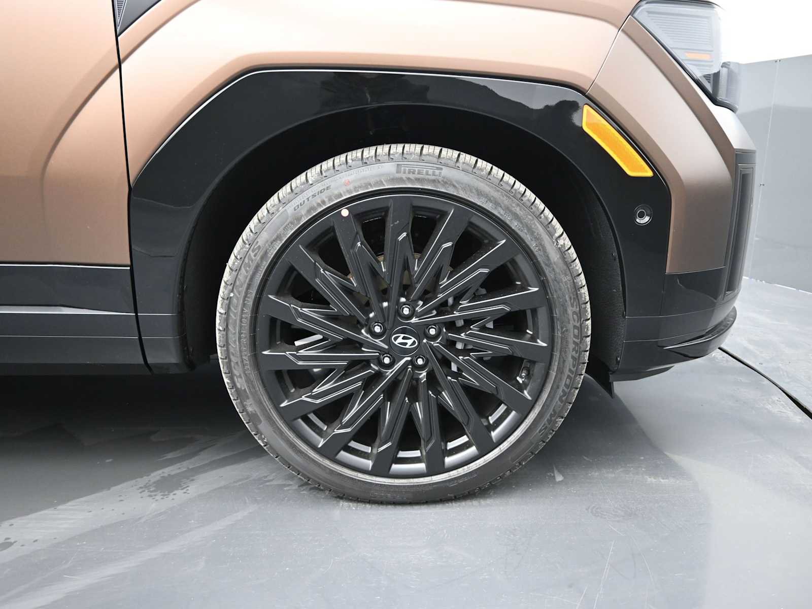 Used 2025 Hyundai Santa Fe Calligraphy image 10