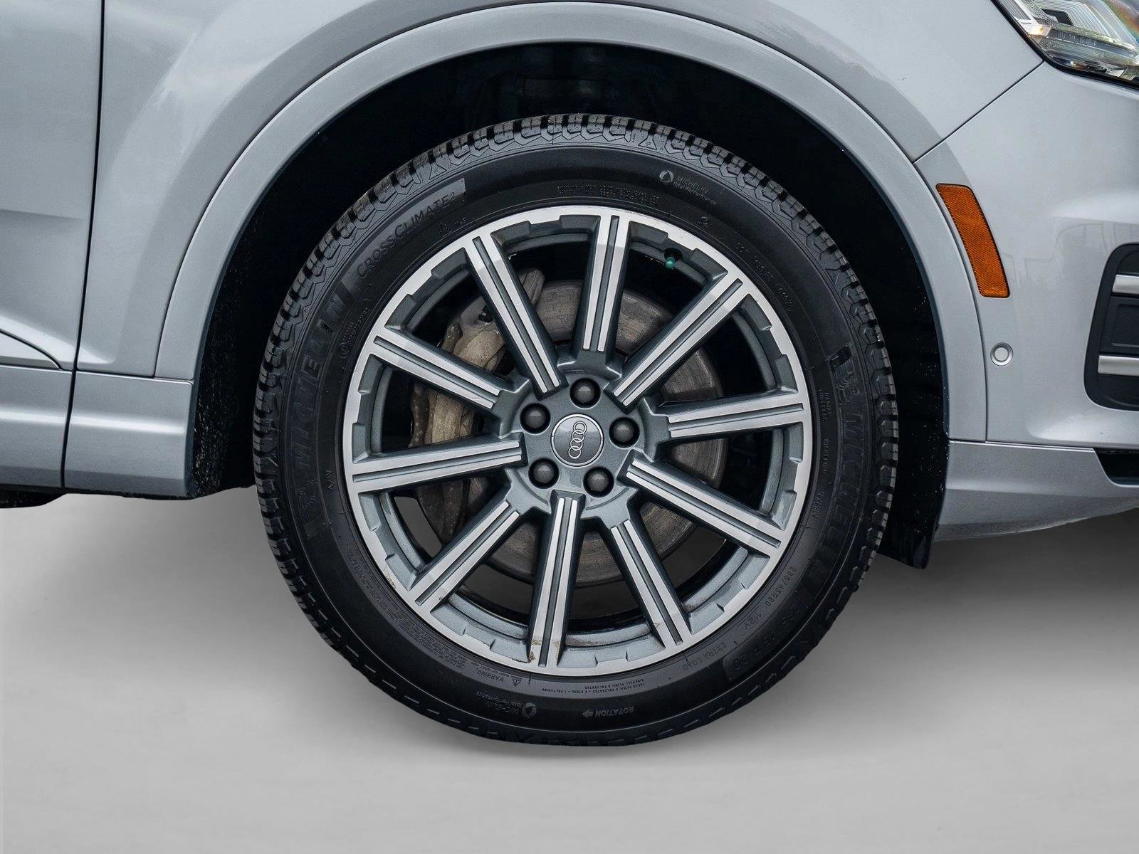 Used 2019 Audi Q7 3.0T Premium Plus w/ Premium Plus Package AWD/4WD image 13