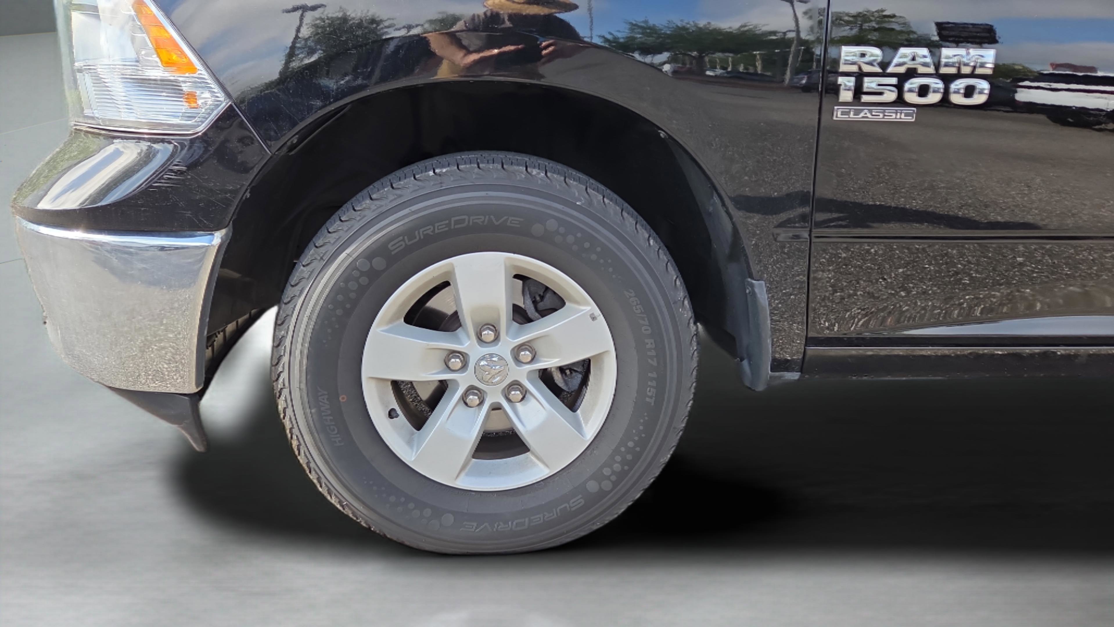 Used 2024 RAM 1500 Classic SLT RWD image 27