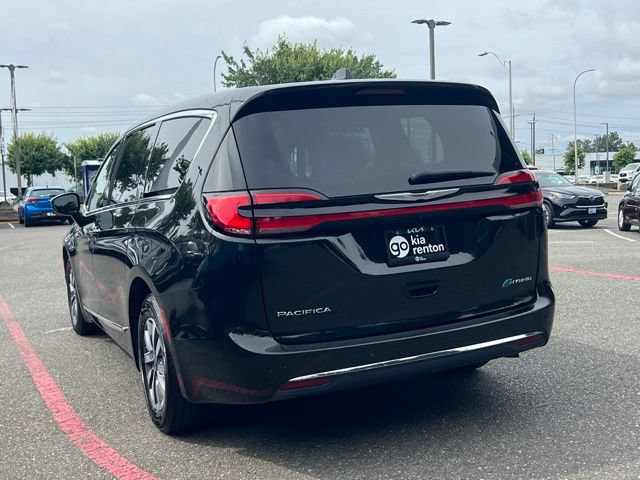 Used 2023 Chrysler Pacifica Limited FWD image 11