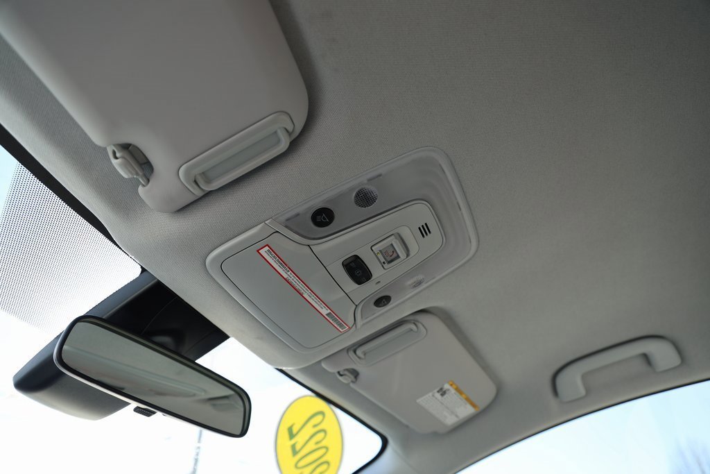 Certified 2022 Toyota Prius LE image 7