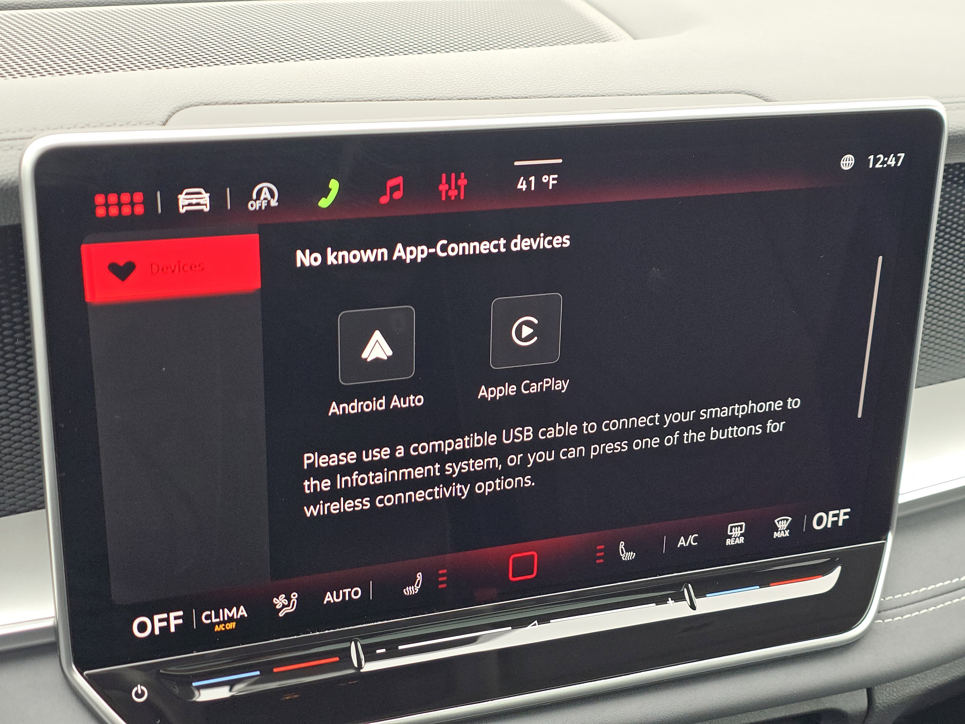 New 2026 Volkswagen Tiguan SE image 11