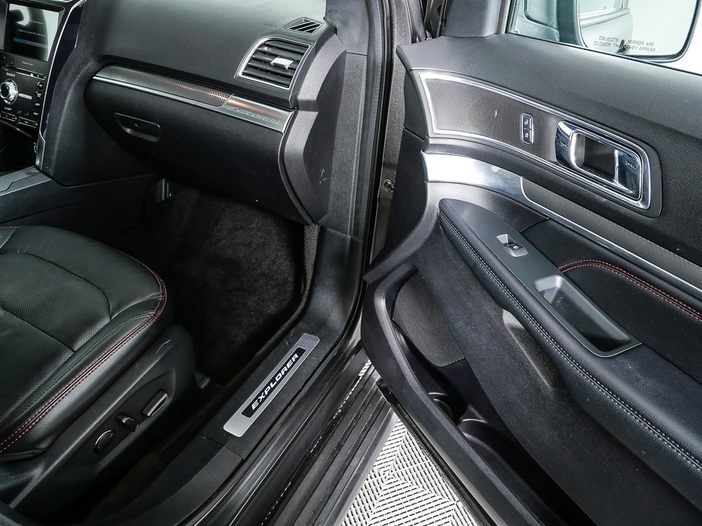 Used 2018 Ford Explorer Sport w/ Equipment Group 401A image 25