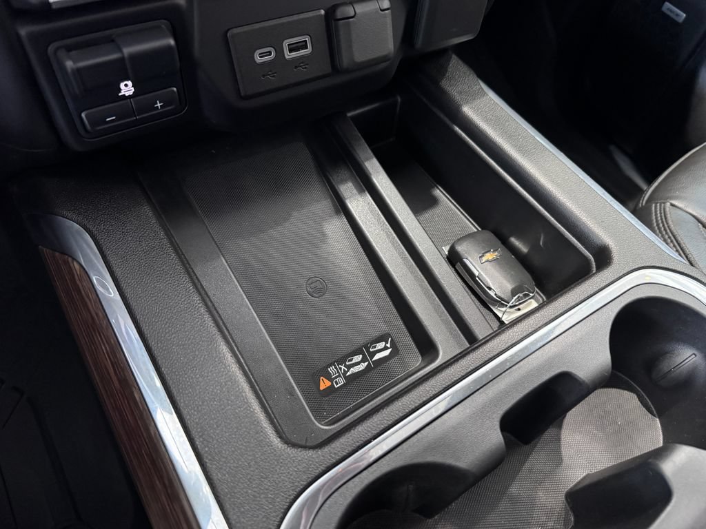 Certified 2022 Chevrolet Silverado 2500 High Country w/ LPO, Hitch Package AWD/4WD image 26