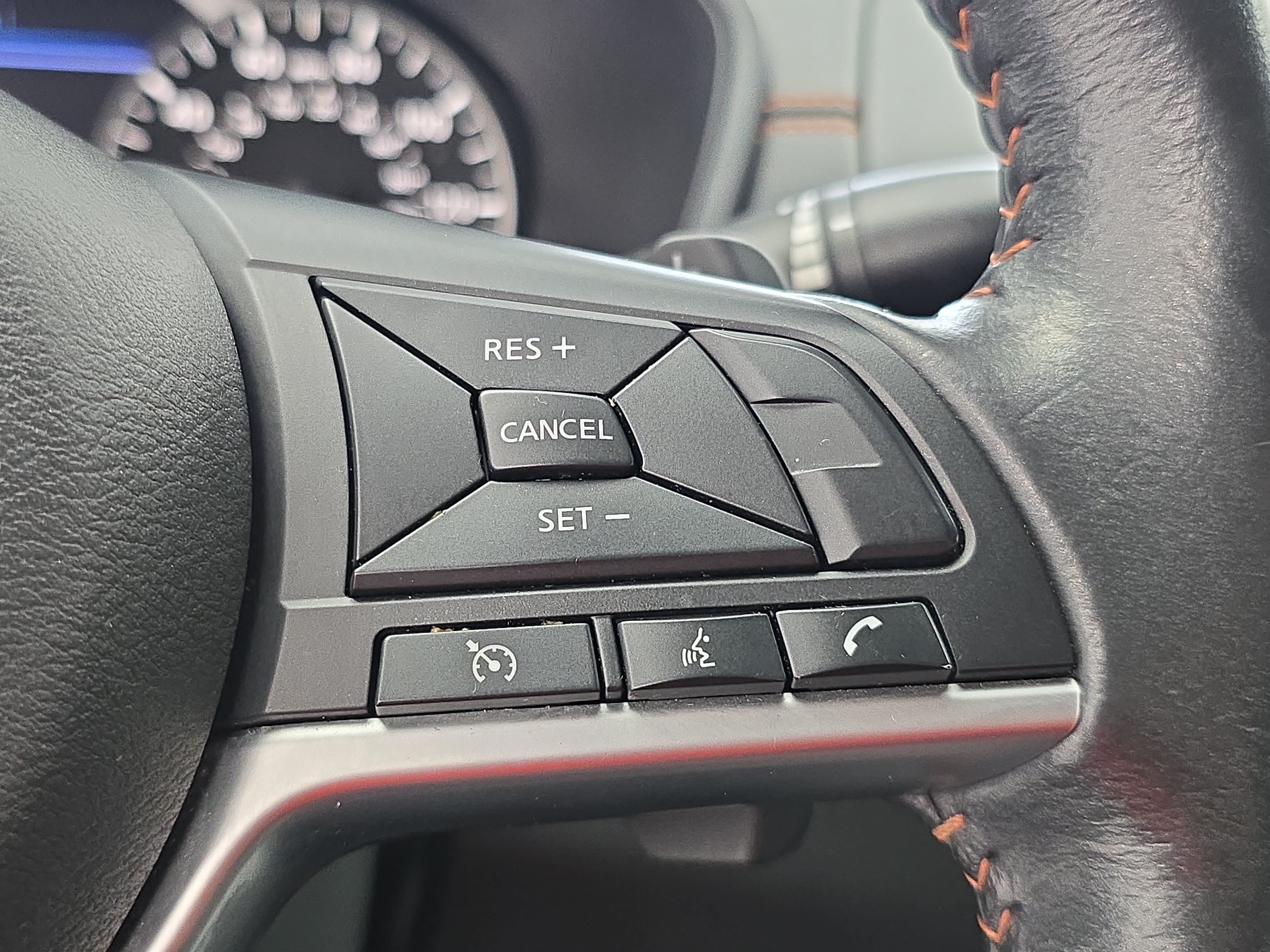 Certified 2022 Nissan Altima 2.5 SR AWD/4WD image 17