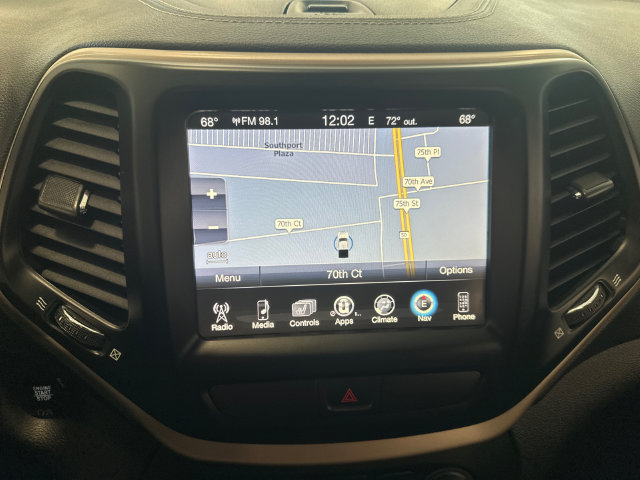 Used 2017 Jeep Cherokee Limited AWD/4WD image 17