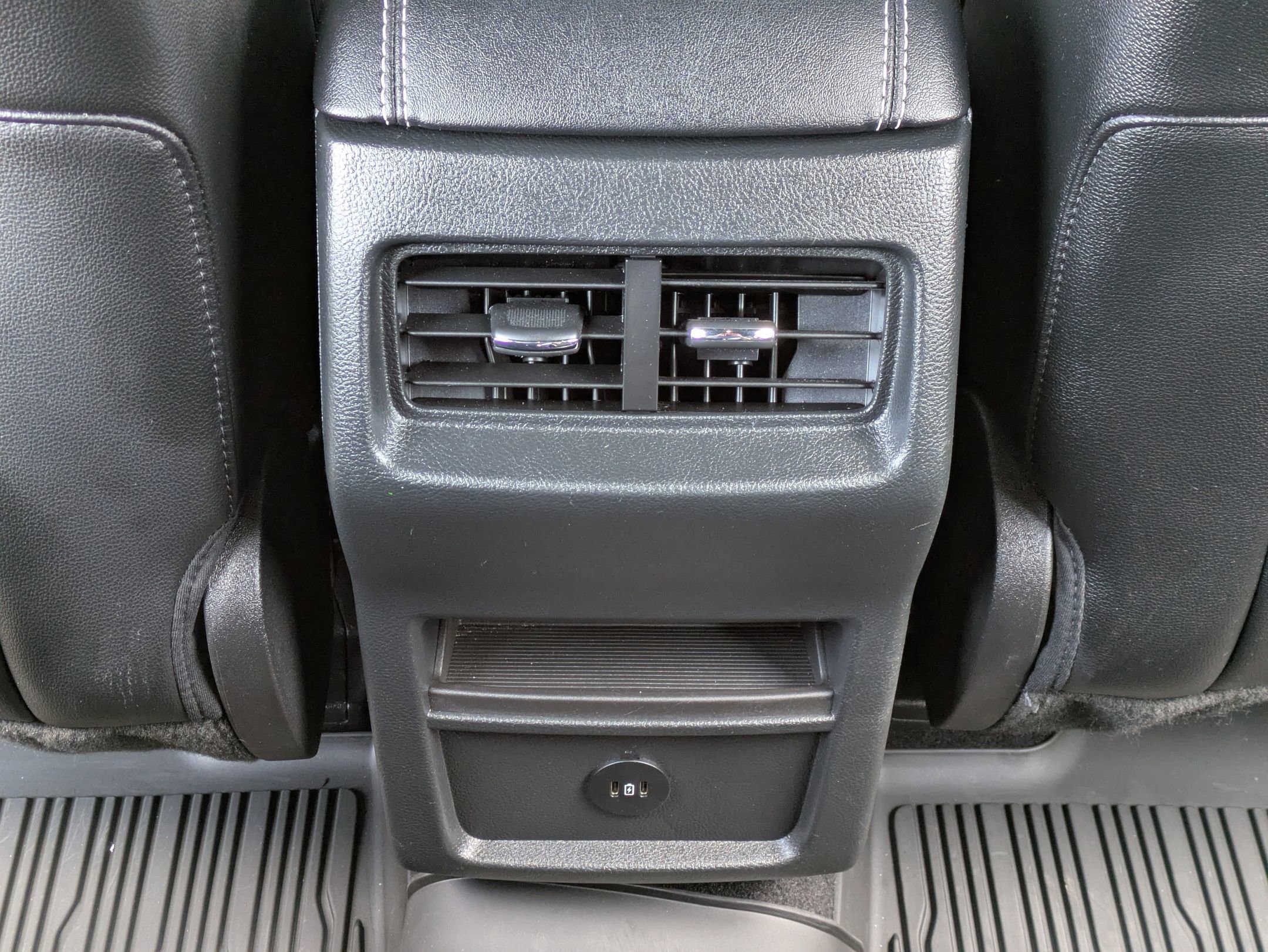 Used 2023 Ford Edge ST AWD/4WD image 16