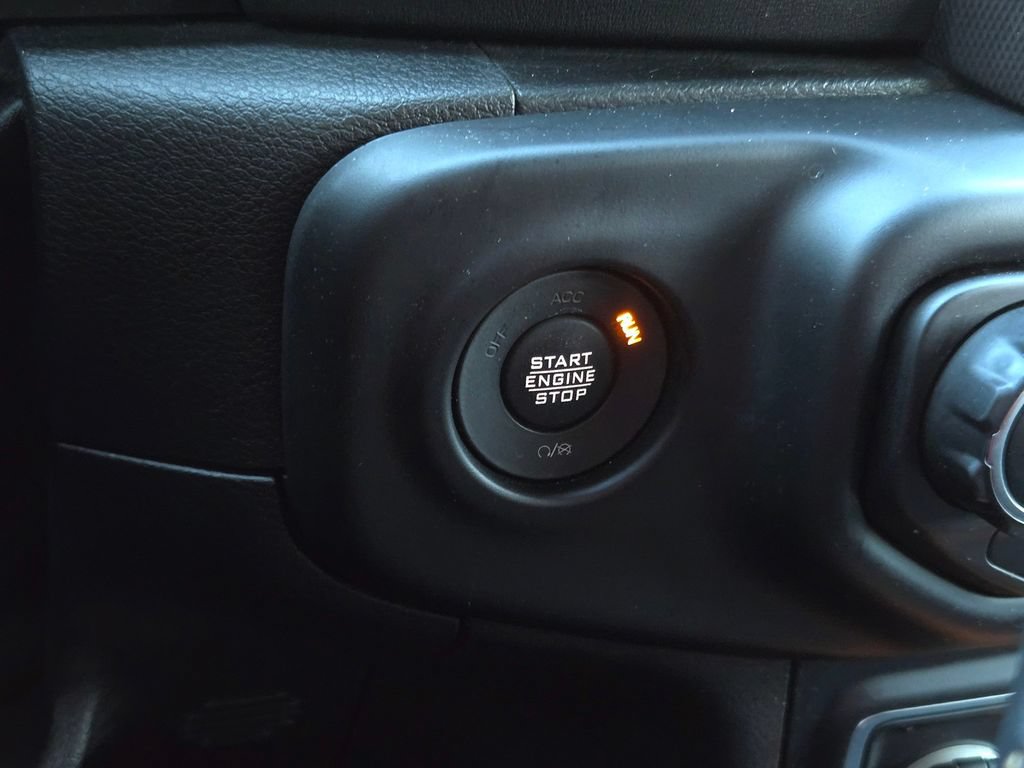 Used 2021 Jeep Wrangler Unlimited Sahara AWD/4WD image 23