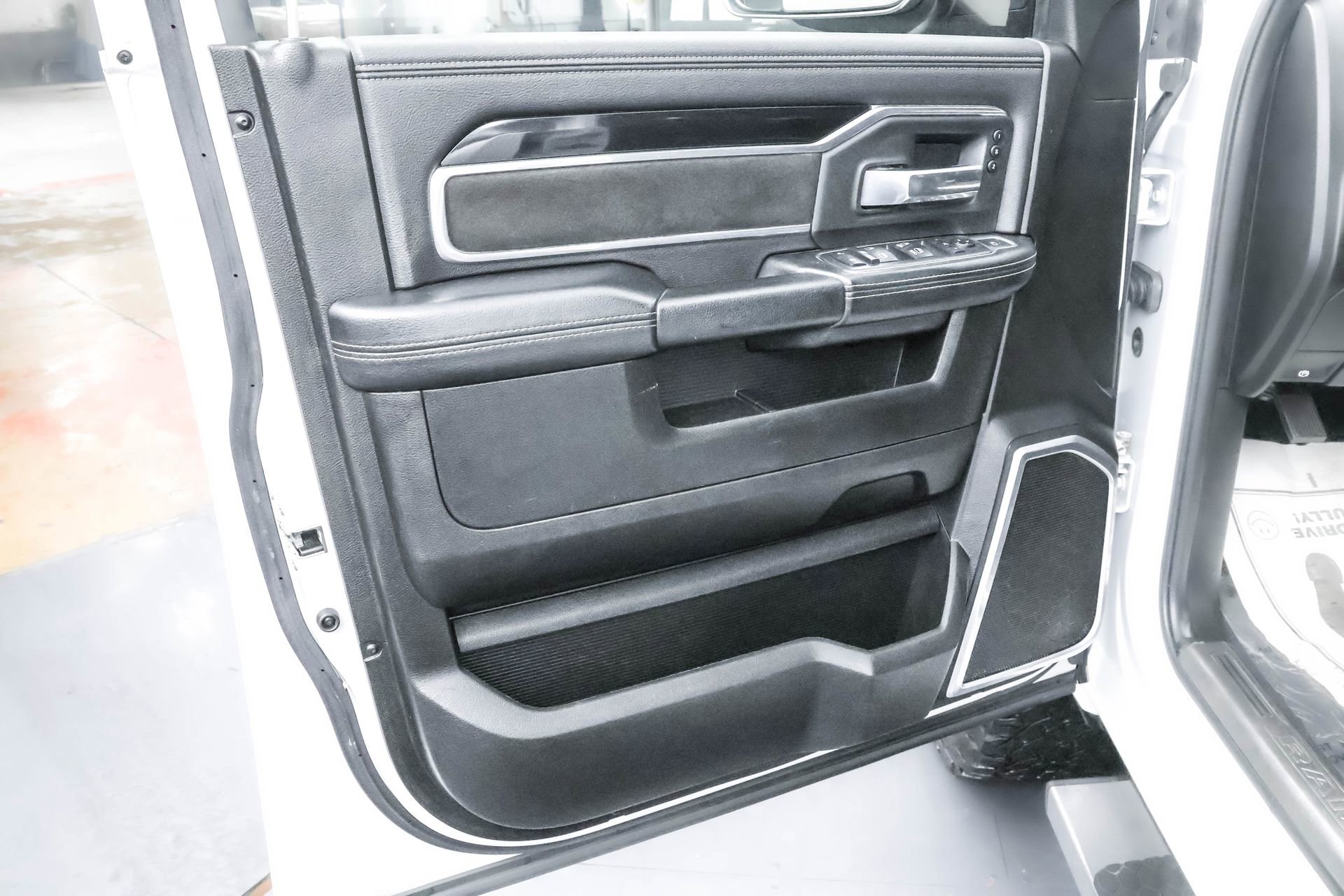 Used 2019 RAM 2500 Laramie image 20