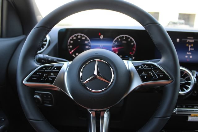 New 2026 Mercedes-Benz GLA 250 4MATIC image 9
