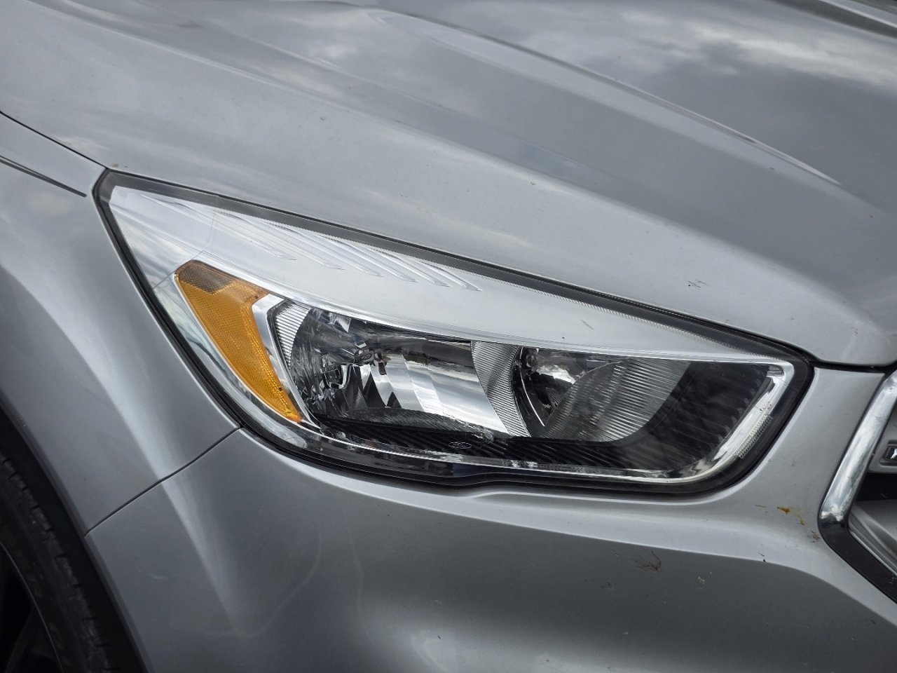 Used 2019 Ford Escape SE image 14