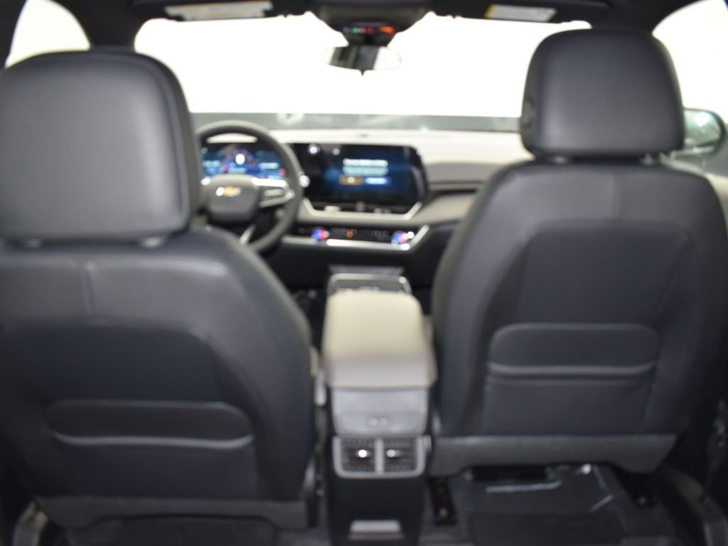 New 2026 Chevrolet Equinox LT w/ Convenience Package II image 17