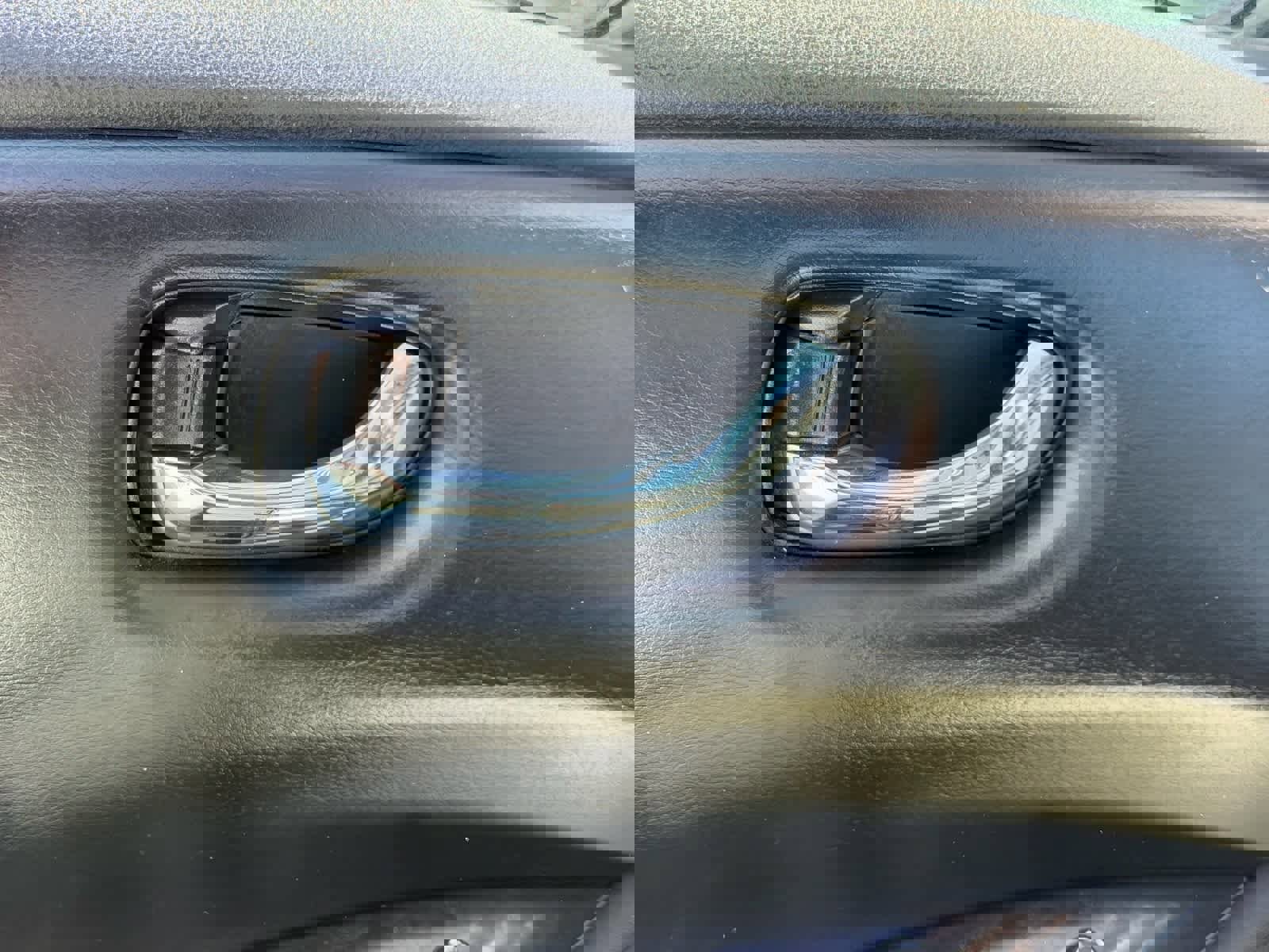 Certified 2020 Nissan Leaf SV w/ SV Technology Package image 7