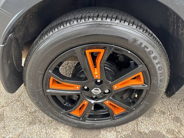 Used 2019 Nissan Kicks SV FWD image 32
