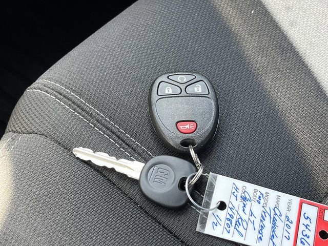 Used 2017 Chevrolet Traverse LT w/ Style and Technology Package image 35