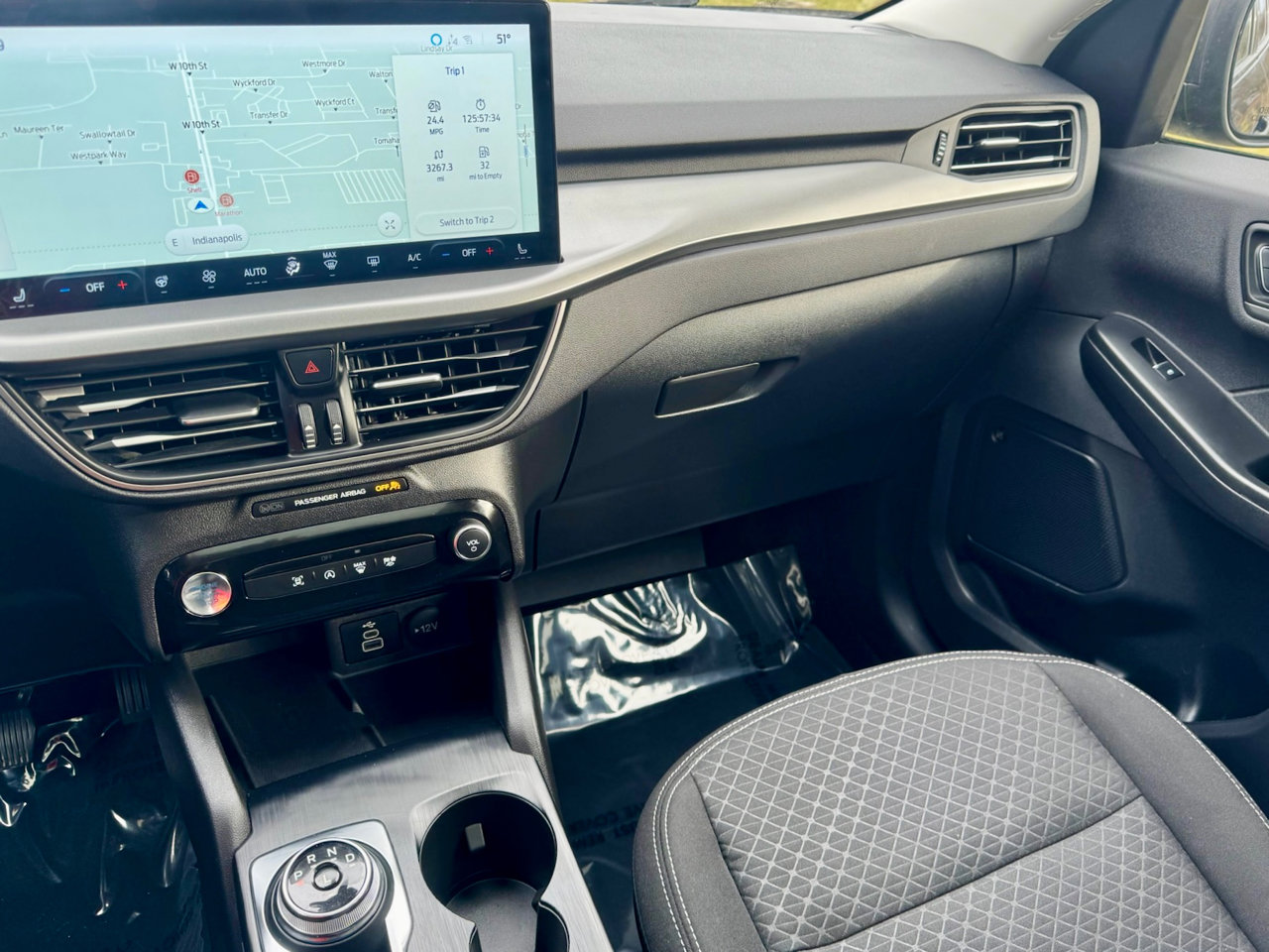 Used 2025 Ford Escape Active w/ Active Premium Tech Pack image 31