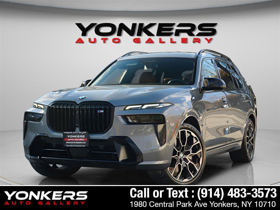 Used 2024 BMW X7 M60i w/ Executive Package image 2