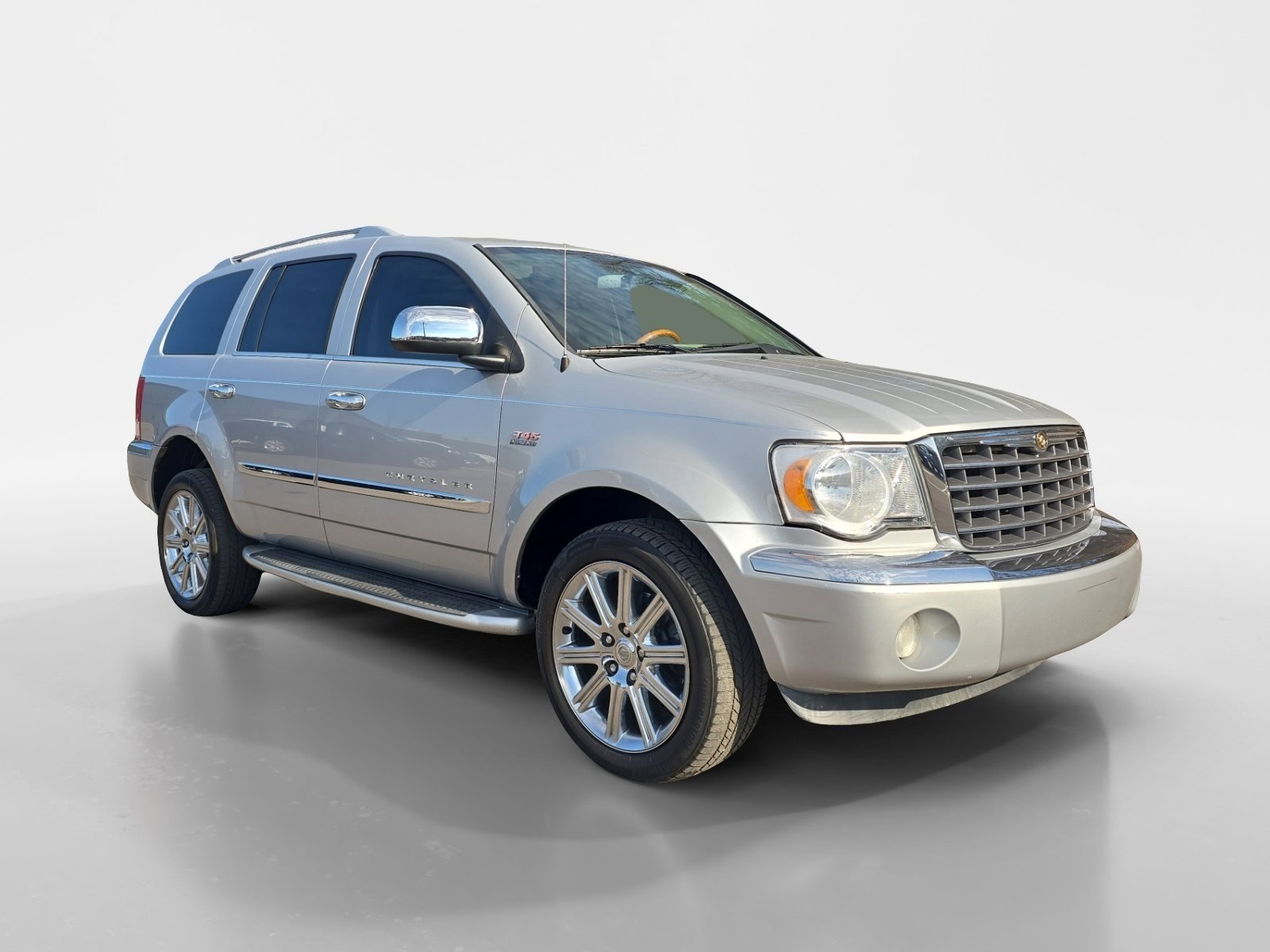 Used 2008 Chrysler Aspen Limited image 6